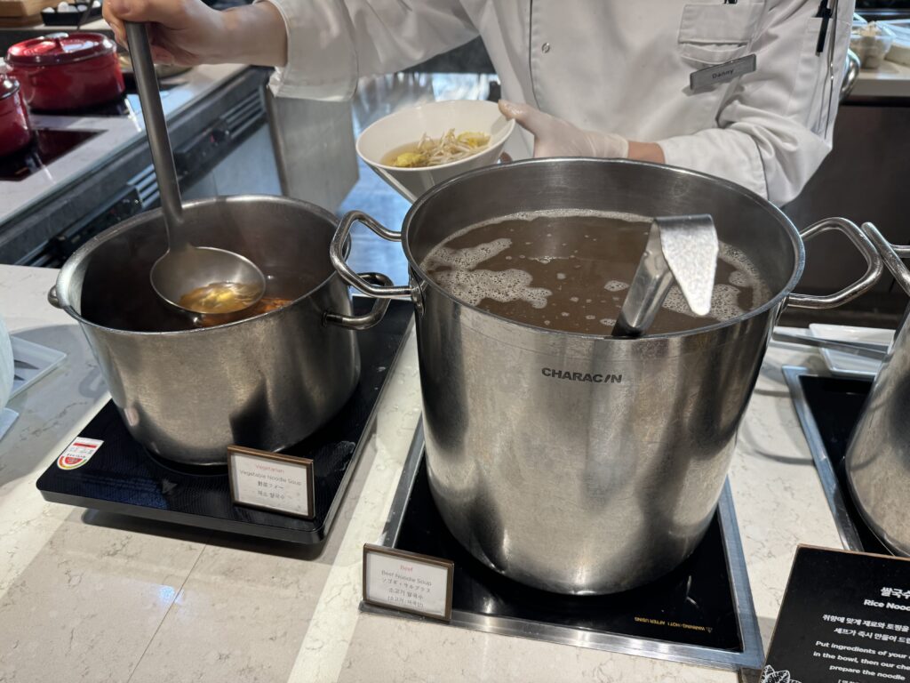 JWマリオット東大門スクエア･ソウル　レストラン　朝食　フード