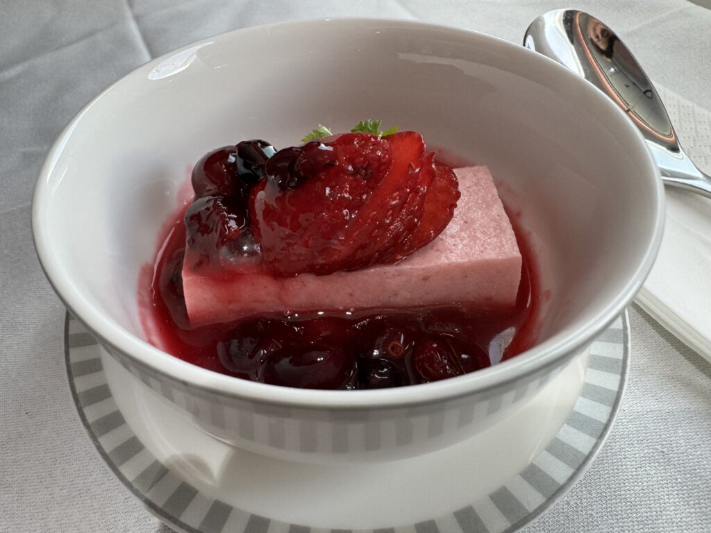 シンガポール航空ビジネスクラス　機内食　福岡ーシンガポール