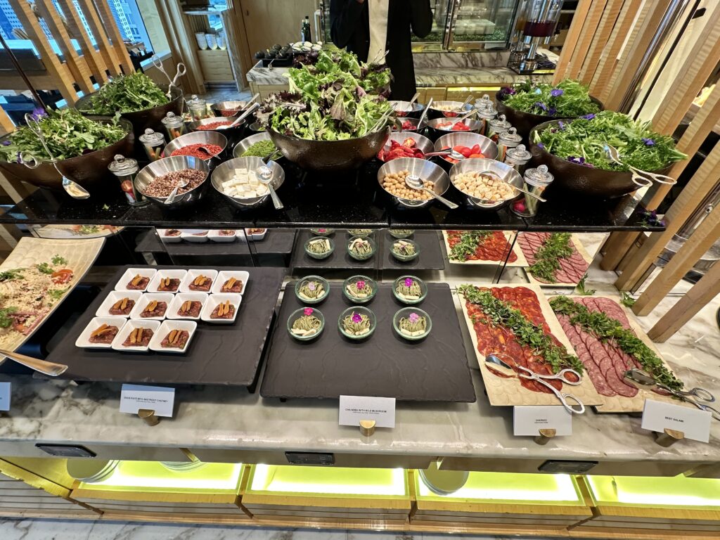 ザ・リッツ・カールトン・ミレニア シンガポール　クラブラウンジ　
軽食　フード