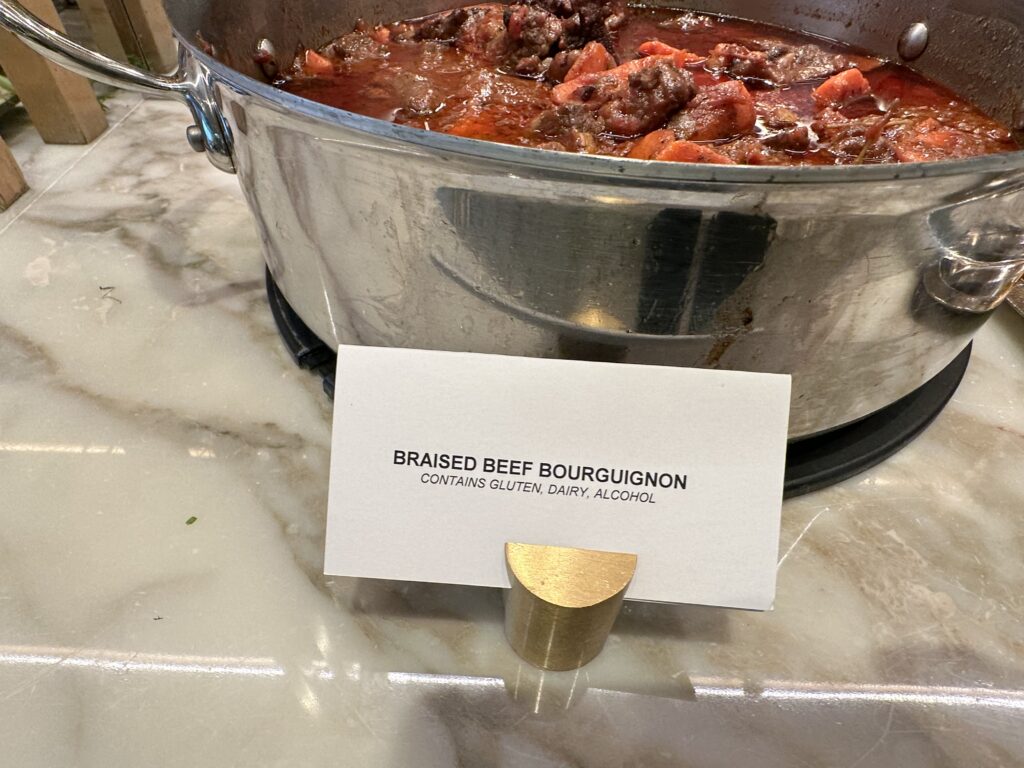 ザ・リッツ・カールトン・ミレニア シンガポール　クラブラウンジ　
軽食　フード