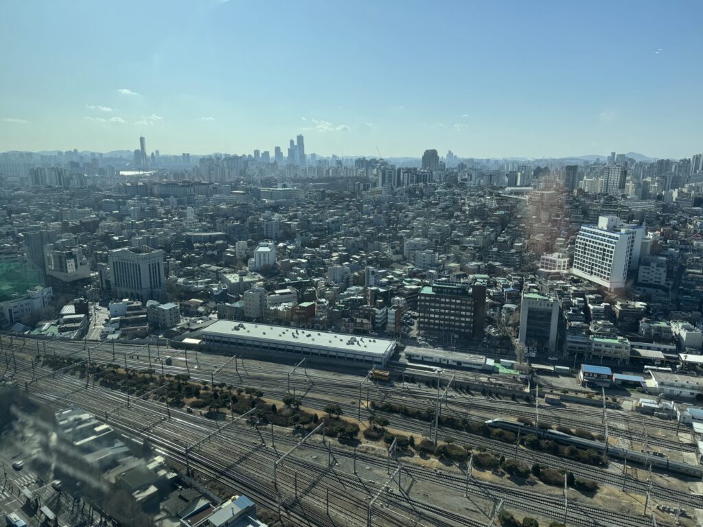 フォーポイント･バイ･シェラトン･ジョソン･ソウル駅　2610号室