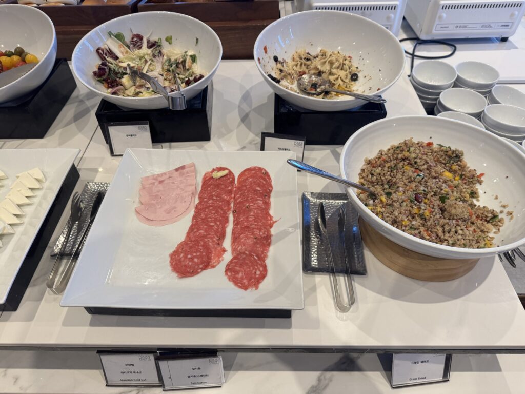 フォーポイント･バイ･シェラトン･ジョソン･ソウル駅　朝食　フード