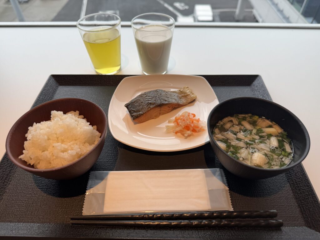 羽田空港 パワーラウンジプレミアム フード
