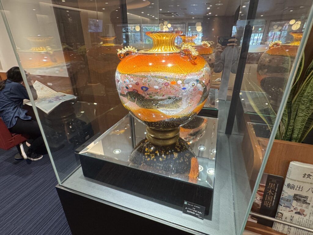 宮崎空港「ブーゲンラウンジひなた」内観