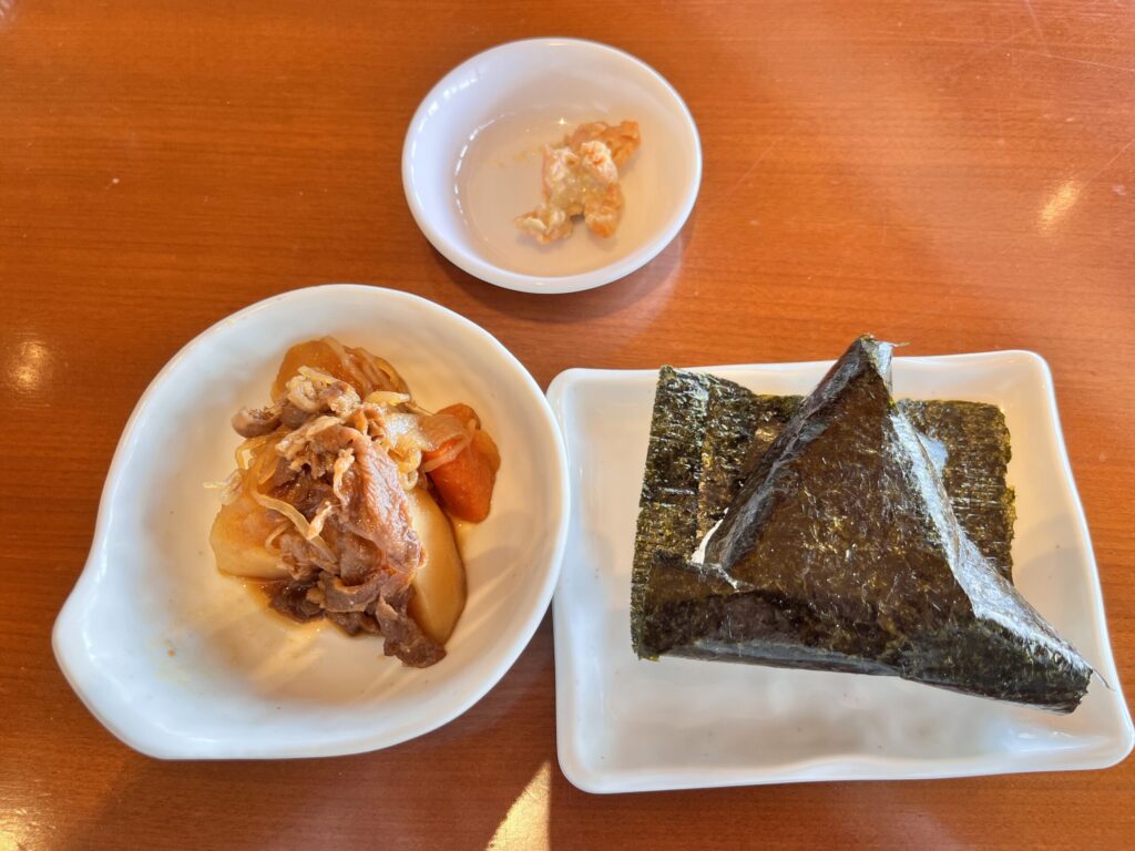 パインテラス　フード