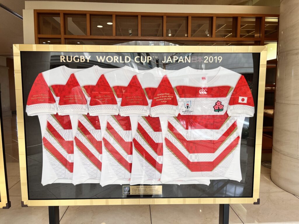 シェラトン・グランデ・オーシャンリゾート　3階フロア　ラグビー日本代表ユニフォーム