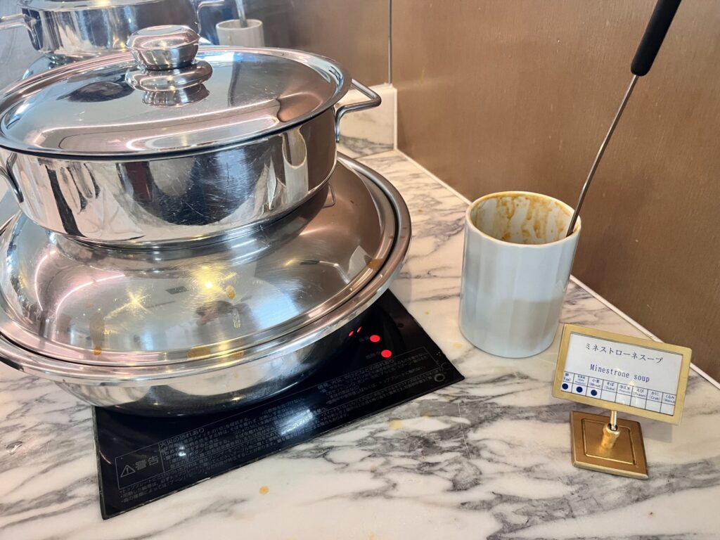 シェラトン・グランデ・オーシャンリゾート　クラブラウンジ　スープ