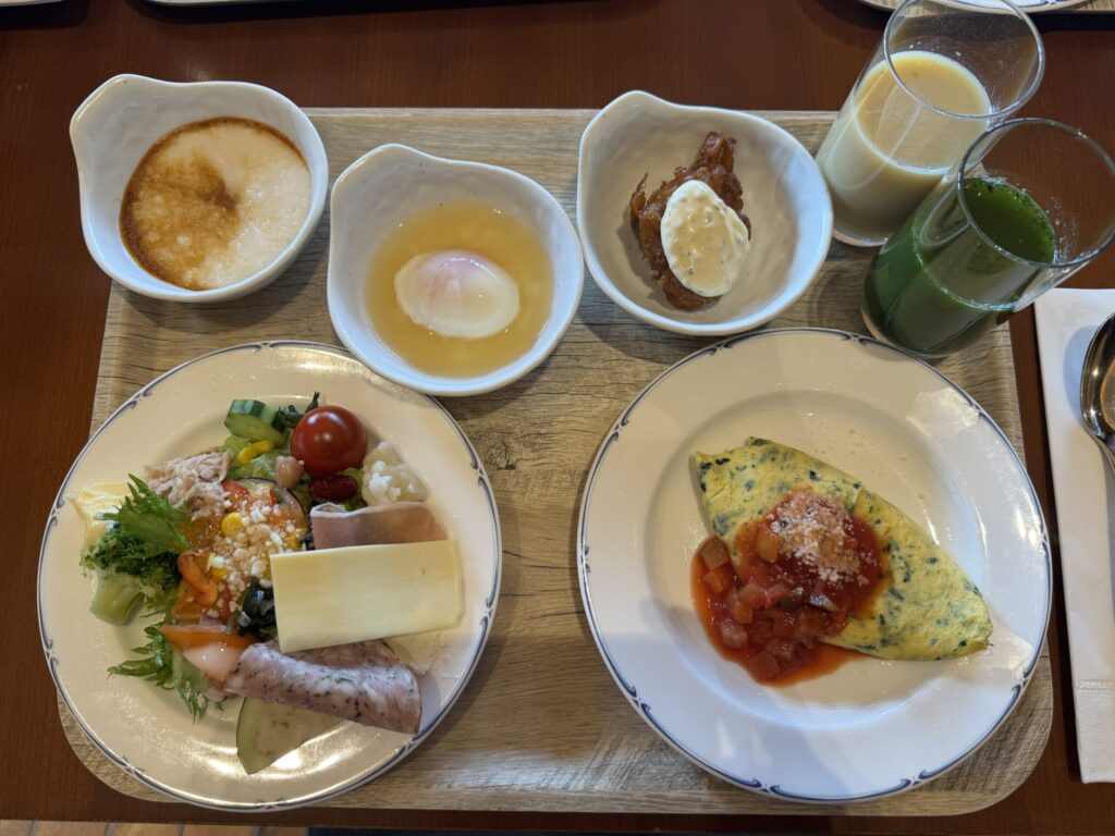 パインテラス　フード