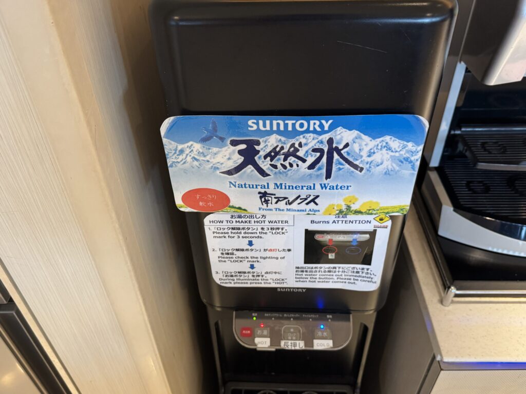 羽田空港・国内線のANAスイートラウンジ　ドリンク