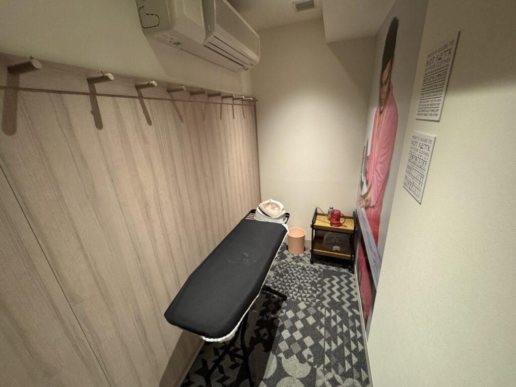 モクシー梅田アイロンルーム
