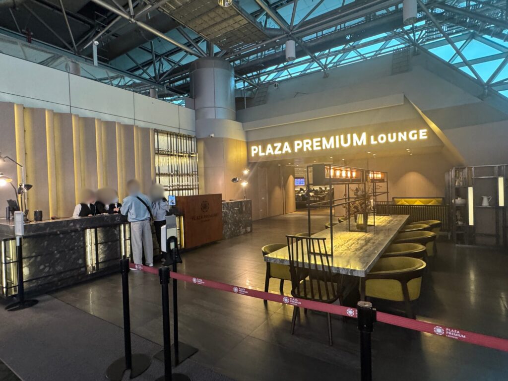 桃園国際空港 第2ターミナル　プラザプレミアムラウンジ (Zone A)　入口