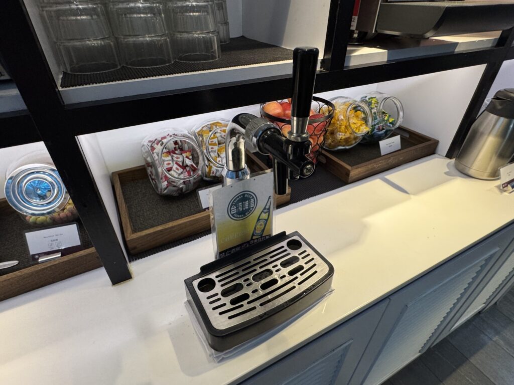 桃園国際空港 第2ターミナル「プラザプレミアムラウンジ (Zone A1)」 食事