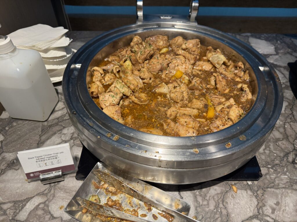 桃園国際空港 第2ターミナル「プラザプレミアムラウンジ (Zone A)」 食事