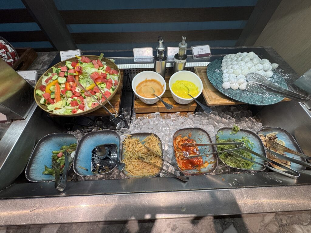 桃園国際空港 第2ターミナル「プラザプレミアムラウンジ (Zone A)」 食事