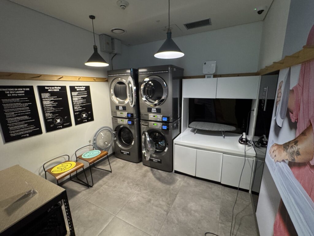 モクシーソウル仁寺洞コインランドリー