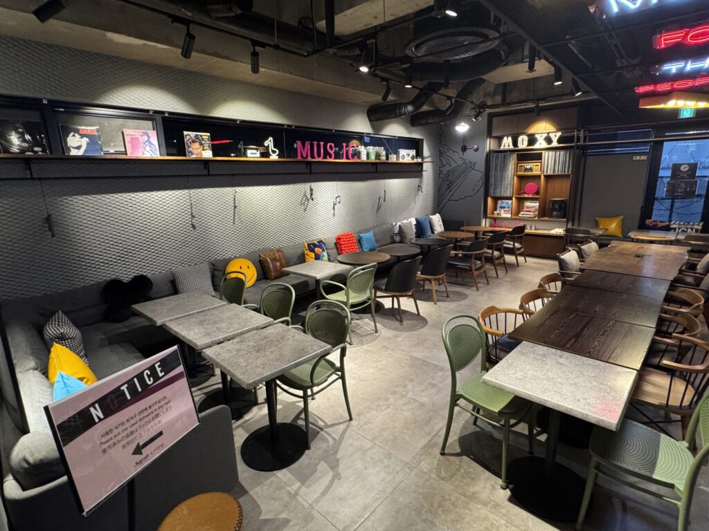 モクシーソウル仁寺洞ラウンジ