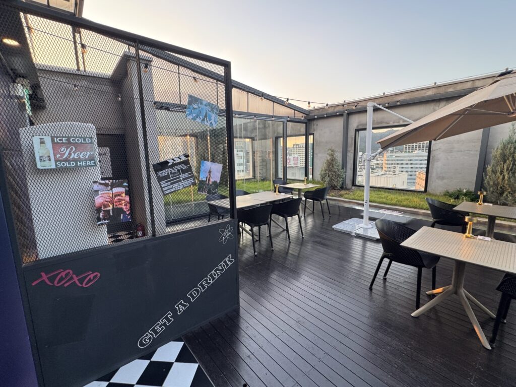 モクシーソウル仁寺洞フロント&バー