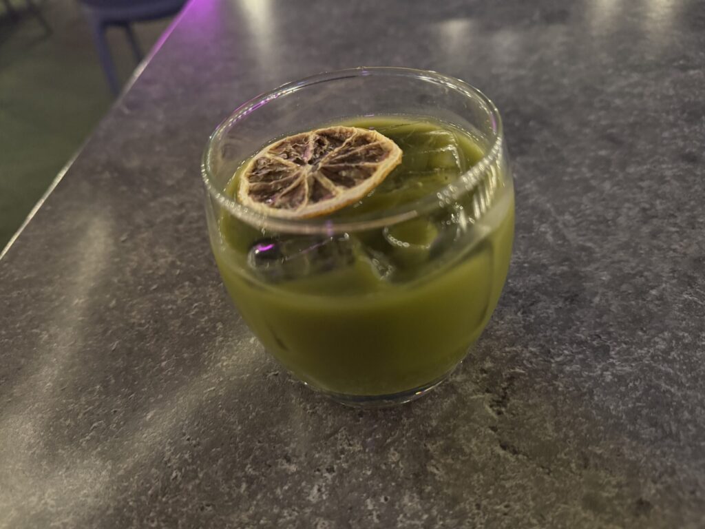 モクシーソウル仁寺洞フロント&バー