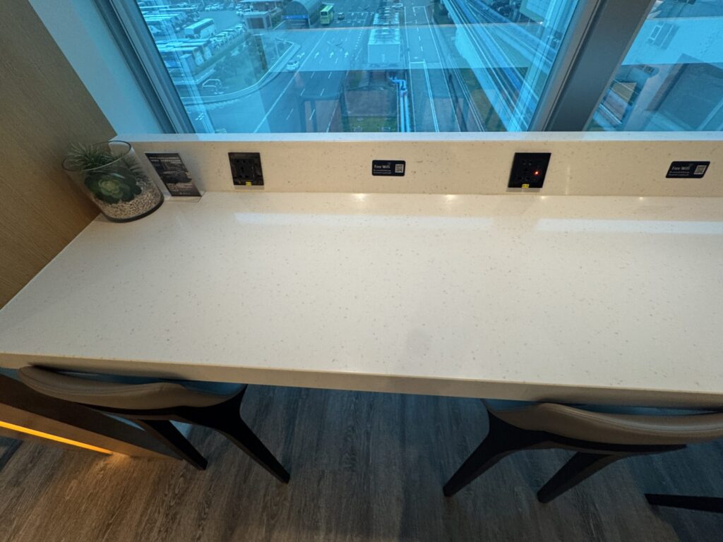 桃園国際空港 第2ターミナル「オリエンタルクラブラウンジ」内観