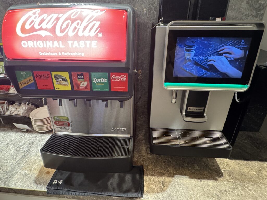 桃園国際空港 第2ターミナル「オリエンタルクラブラウンジ」 ドリンク