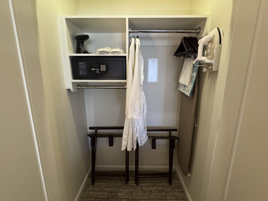 モアナサーフライダー クローゼット