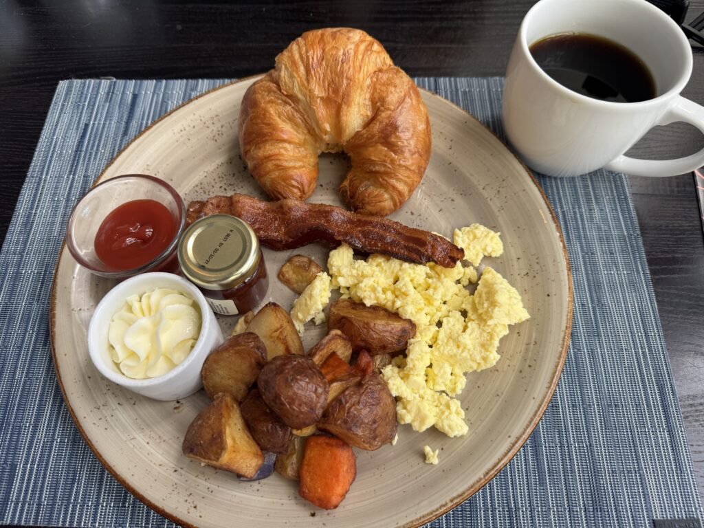 モアナサーフライダー コンチネンタルブレックファスト