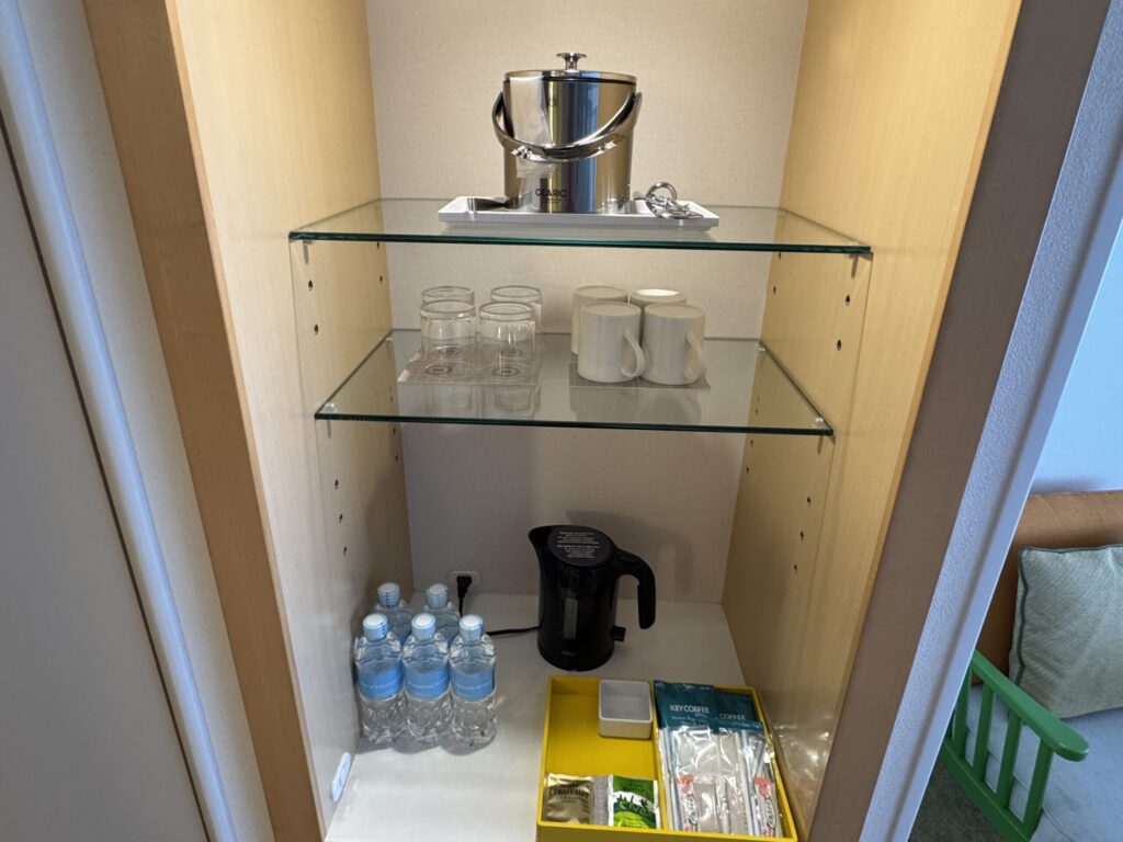 シェラトングランデトーキョーベイ 部屋 備品