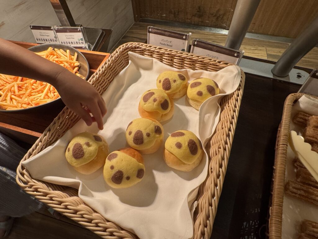 シェラトングランデトーキョーベイ クラブラウンジ パン