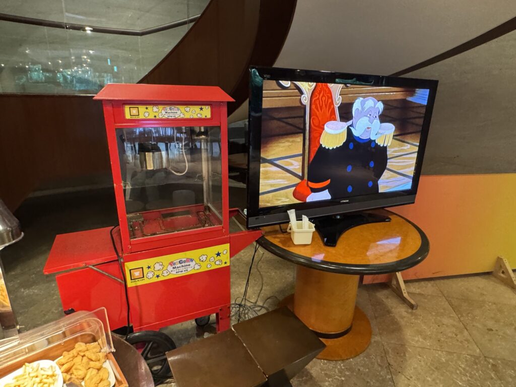 シェラトングランデトーキョーベイ 朝食ビュッフェ 子供コーナー