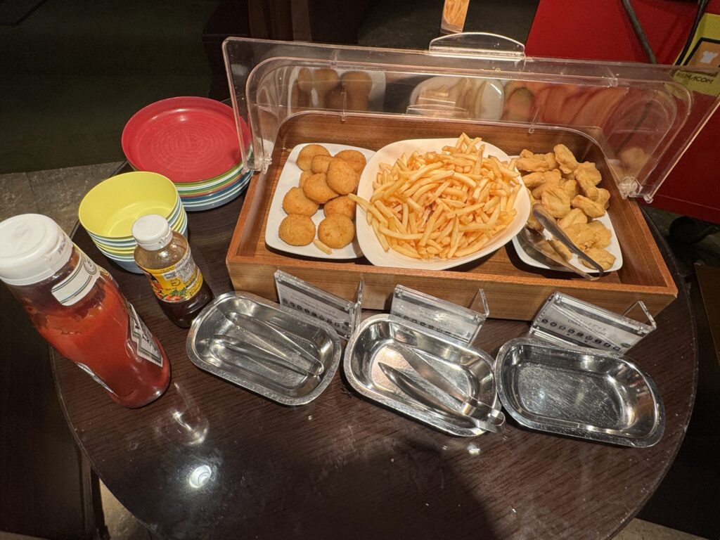 シェラトングランデトーキョーベイ 朝食ビュッフェ 子供コーナー