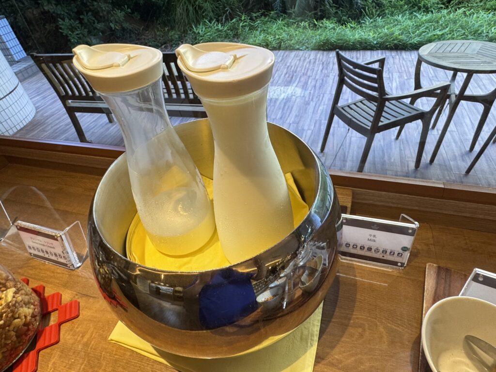 シェラトングランデトーキョーベイ 朝食ビュッフェ ドリンク