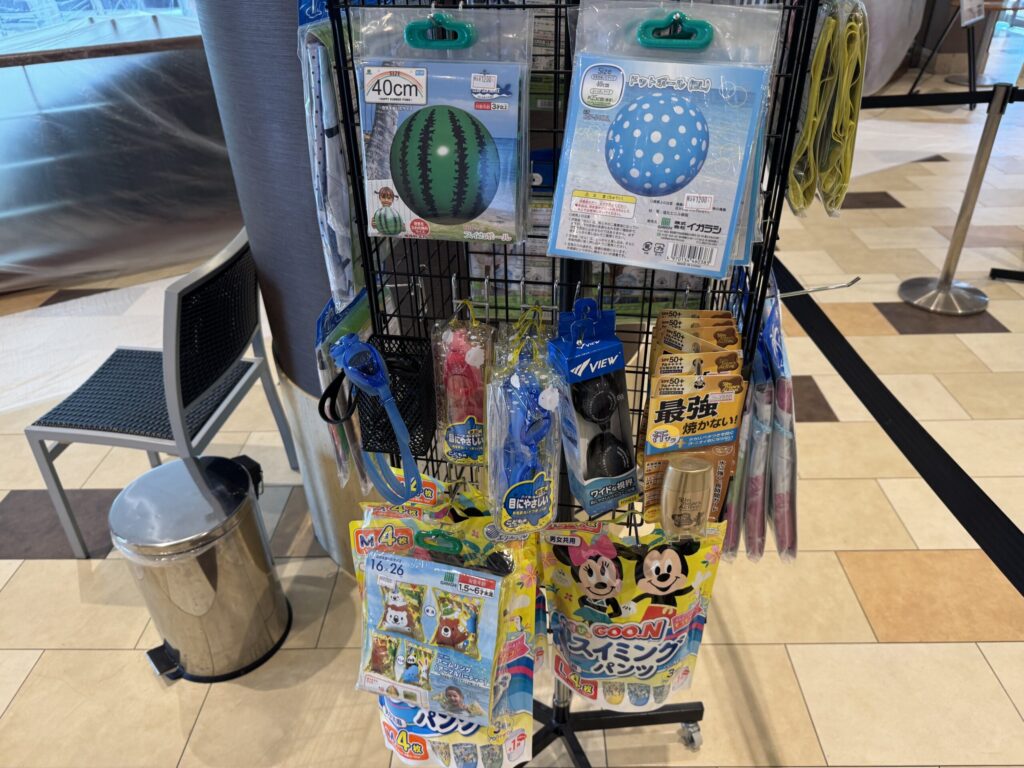 シェラトングランデトーキョーベイ  館内施設 プール