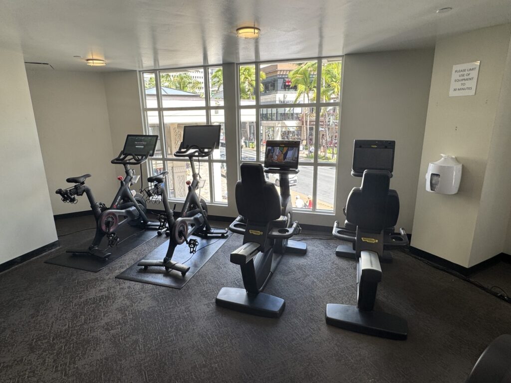 モアナサーフライダー フィットネス