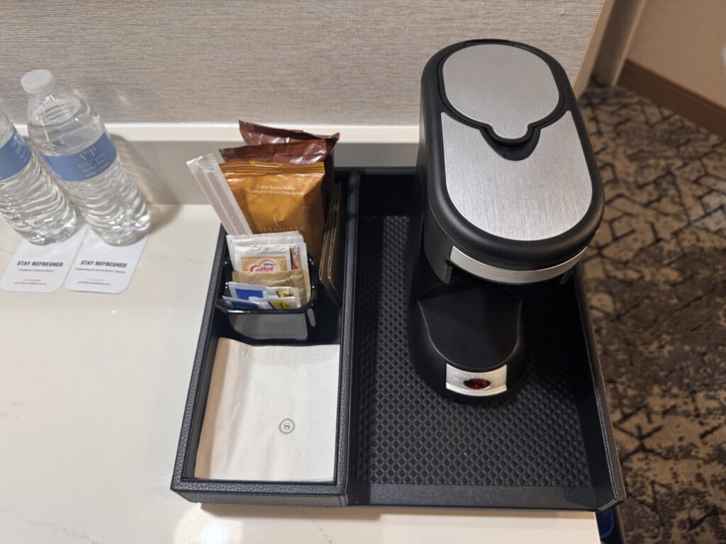 シェラトンスイーツシカゴオヘア 客室 コーヒーマシン