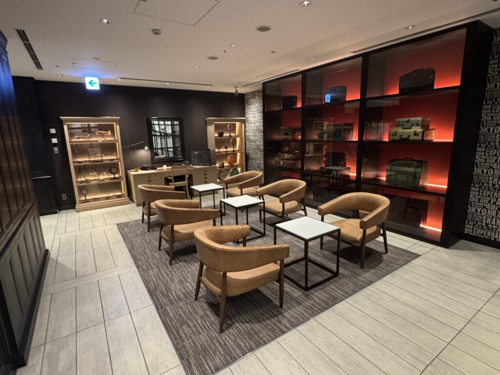 JALファーストクラスラウンジ 靴磨きサービス 展示品