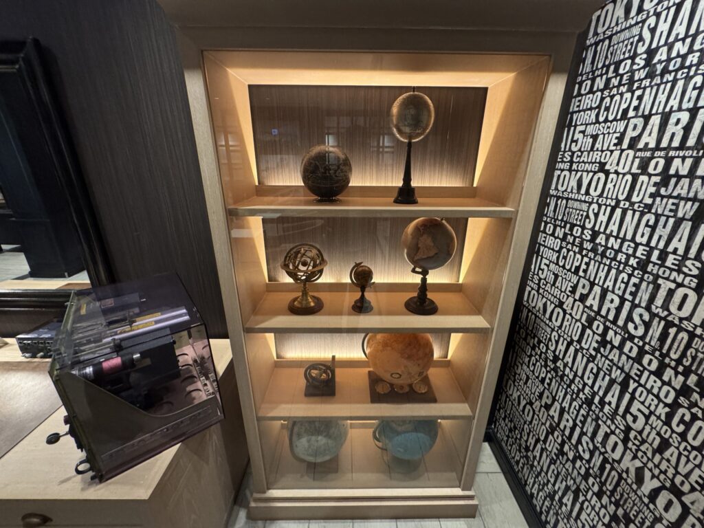 JALファーストクラスラウンジ 靴磨きサービス 展示品