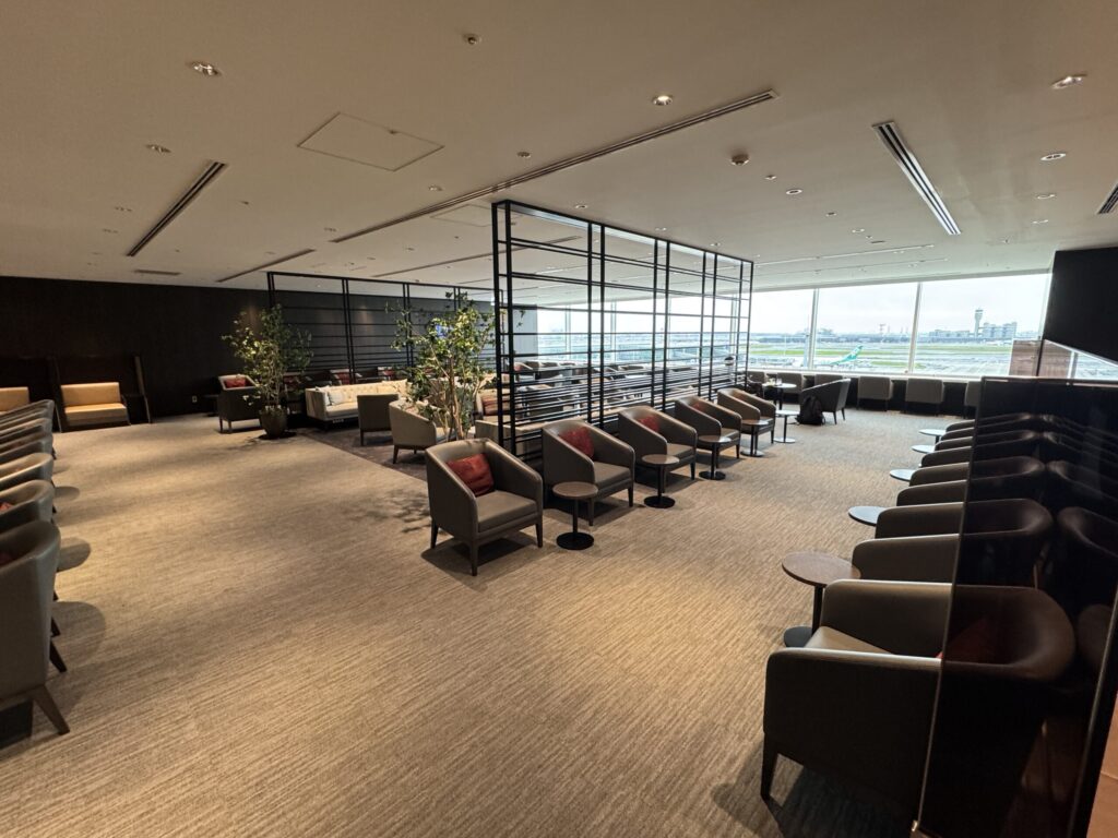 JALファーストクラスラウンジ JAL's SALON