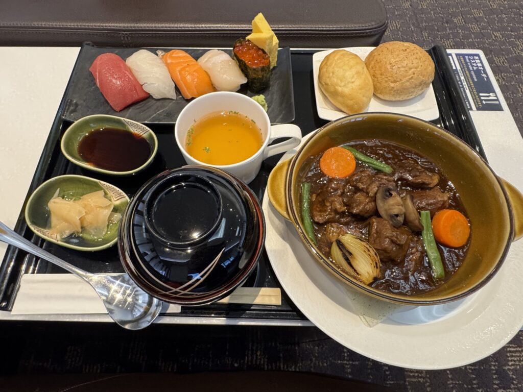 ANA ファーストクラス ラウンジ ヌードルカウンター 寿司