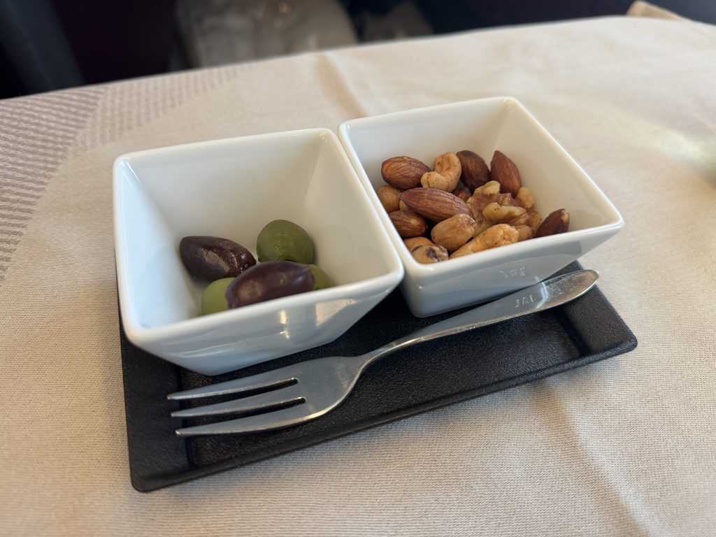 JAL A350-1000 機内食 つまみ